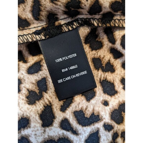 Torrid Harper Georgette Blouse Womens Plus 3X Leopard Print Roll Tab Split Neck - Picture 14 of 14